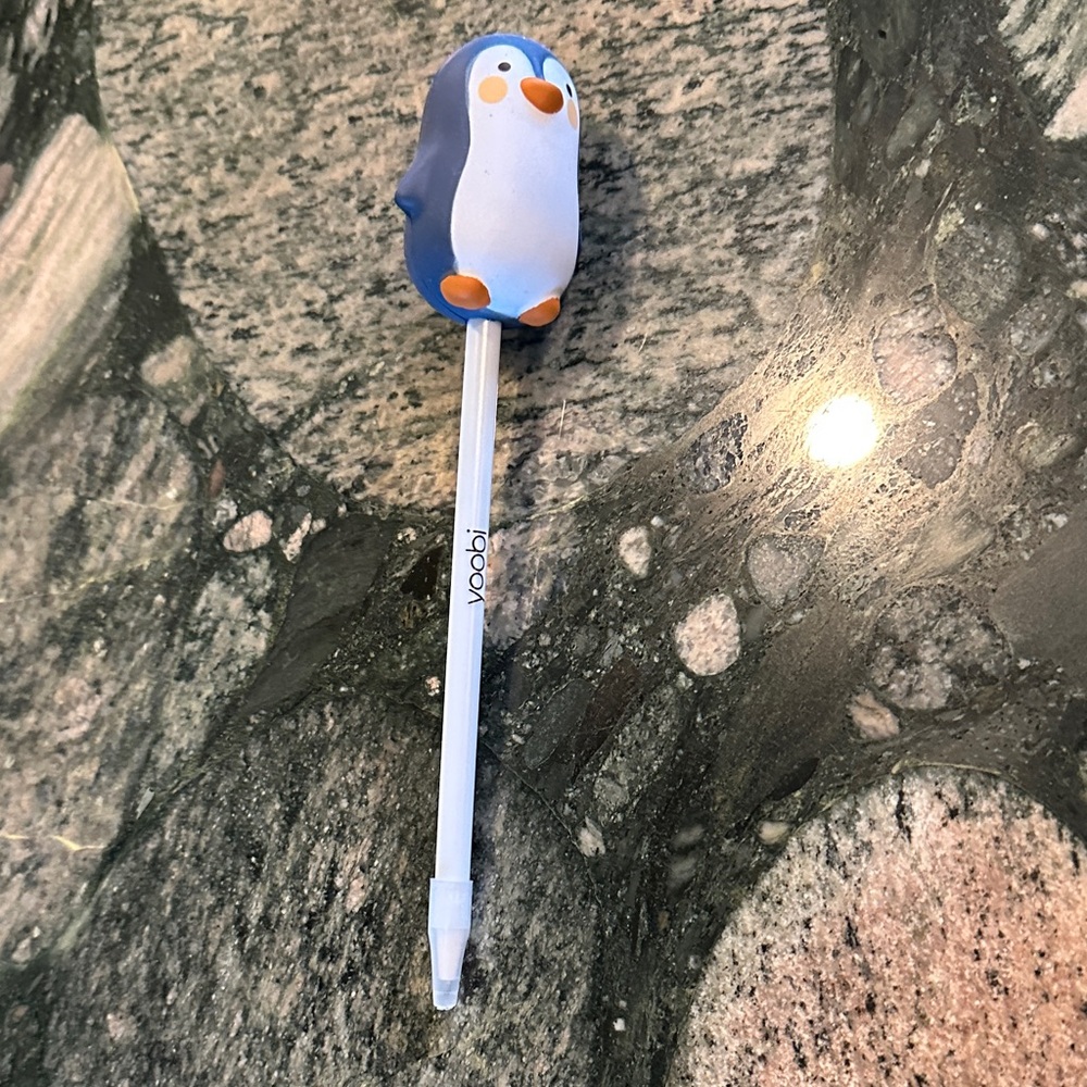 Yoobi Blue and White Penguin Bird Pen